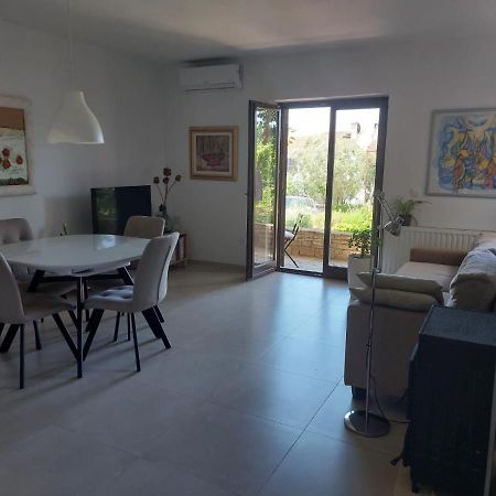 Apartment Irena-Pula Marina Luaran gambar